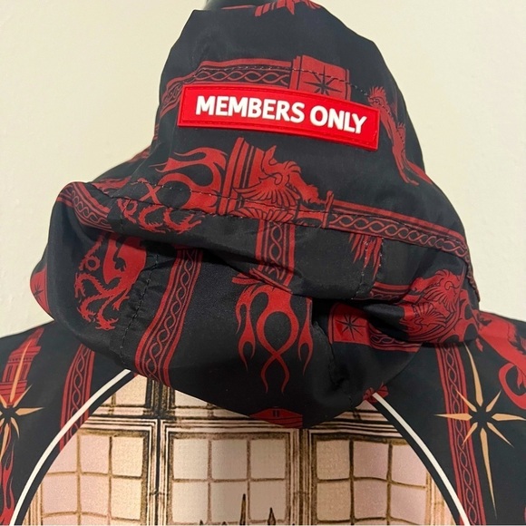 Members Only HBO Game of Thrones House of the Dragon Hooded Windbreaker Lrg NWT - Picture 5 of 15